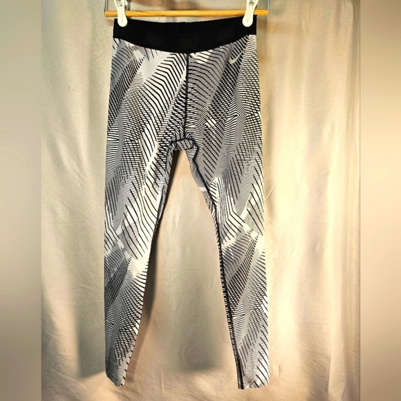 Nike Golf Leggings - Picture 1 of 5